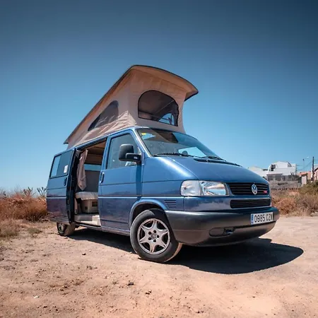 Отель Lazarilla Holidayscampervans *